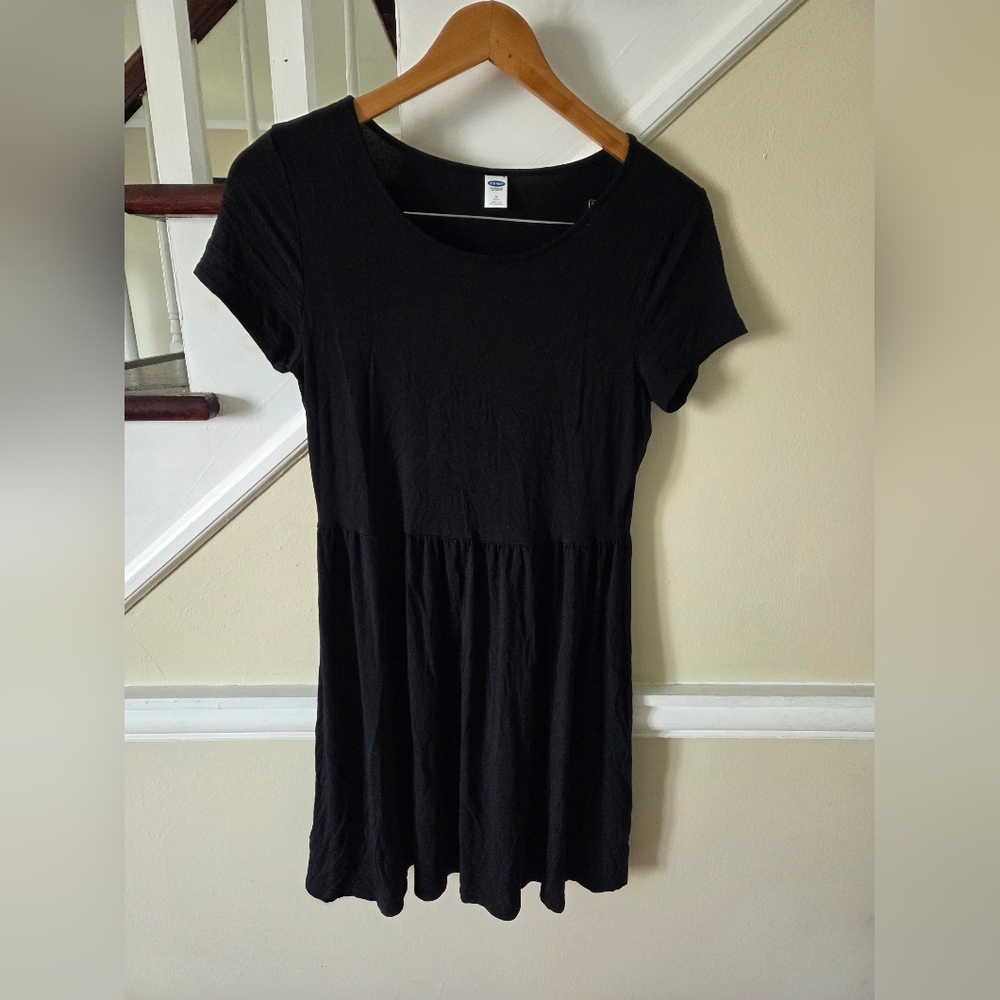 Old Navy Black Short Sleeve Dress